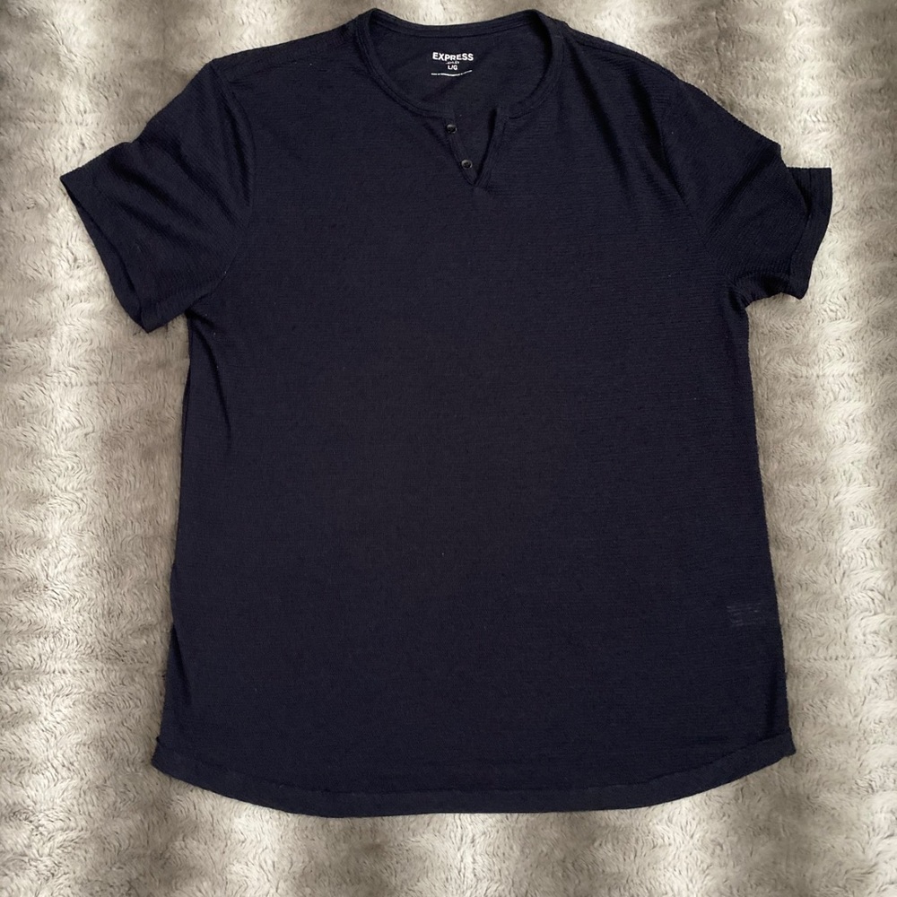 Express Short Sleeve Henley